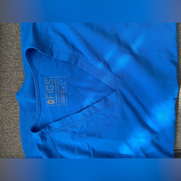 Figs Scrub Top - Picture 2 of 3